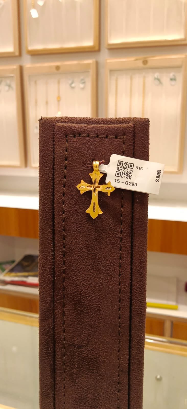 Cross Dollar